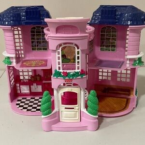 Fisher-Price Pink and Blue Fantasy Townhouse